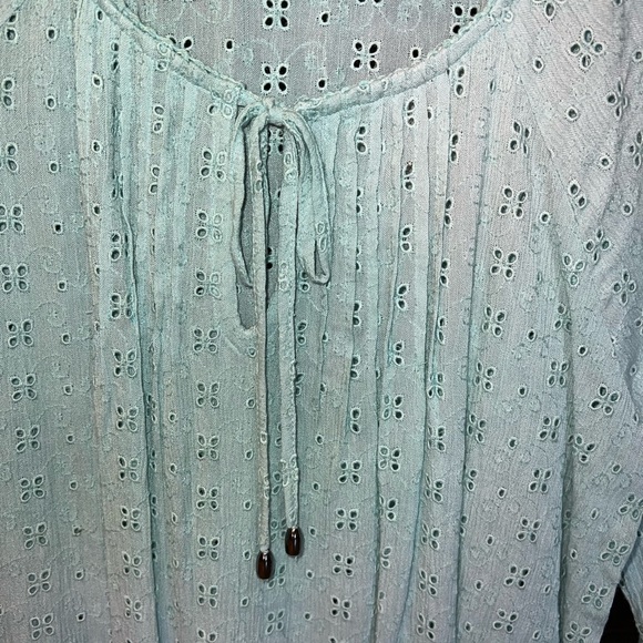 New Directions Top - Picture 2 of 5